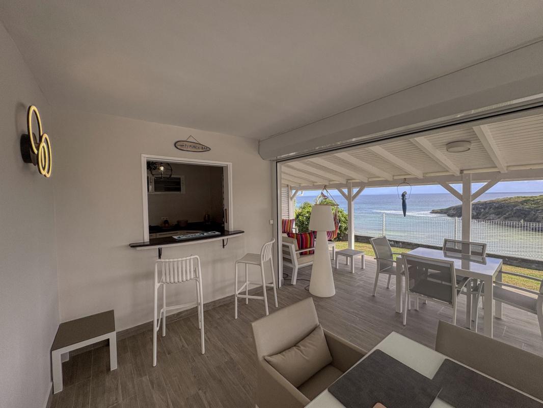 15.Location villa piscine vue mer Saint François Guadeloupe_Terrasse